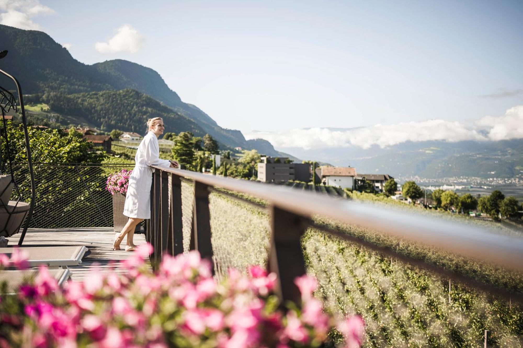 Hotel Lagrein Schenna Eksteriør billede
