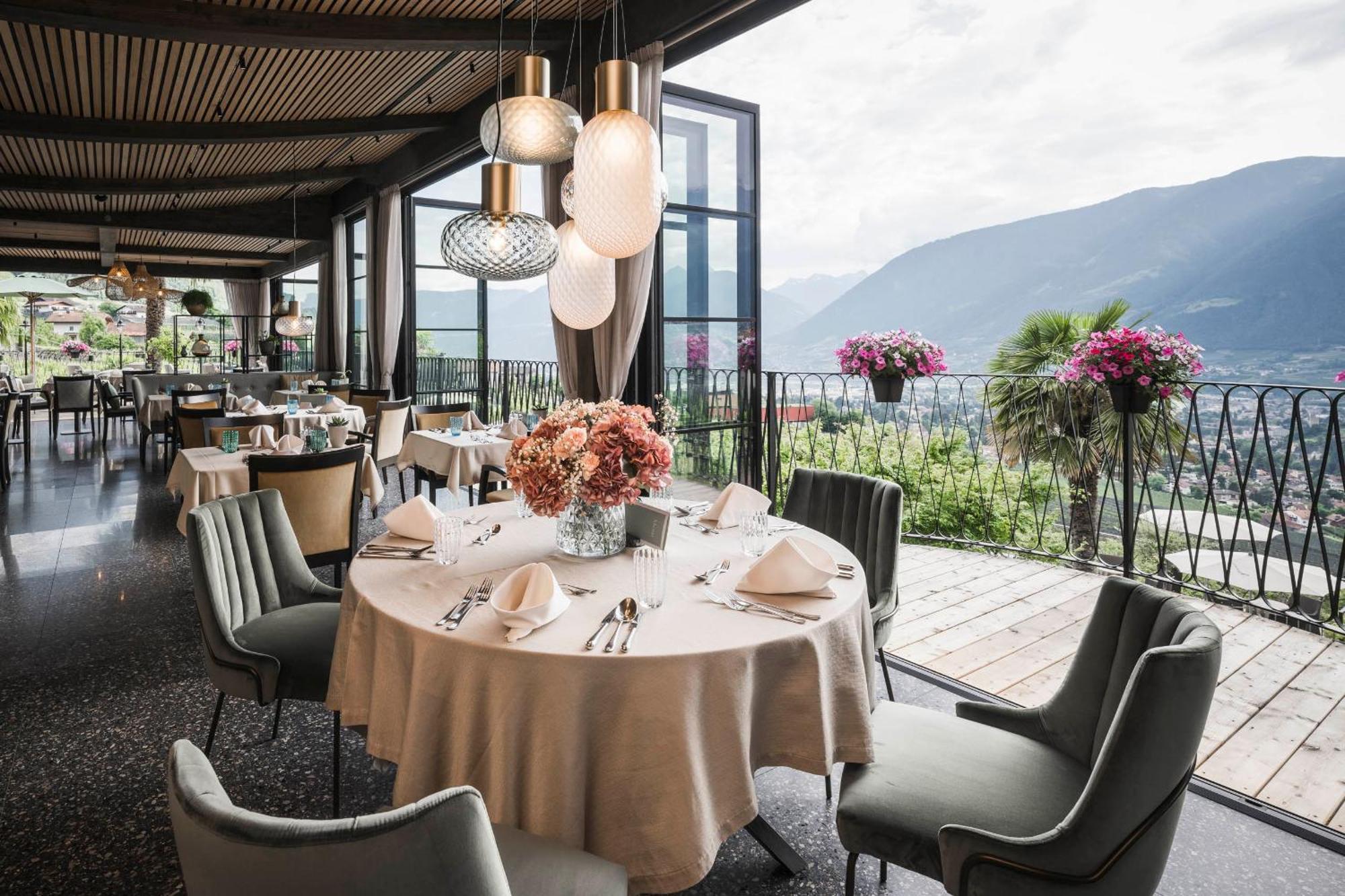 Hotel Lagrein Schenna Eksteriør billede